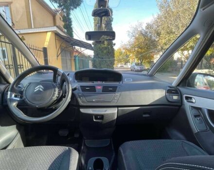 Ситроен С4 Пикассо 2013 в Ужгороде на Automoto.ua Красный Ситроен С4 Пикассо, объемом двигателя 1.58 л и пробегом 152 тыс. км за 5000 $, фото 7 на Automoto.ua