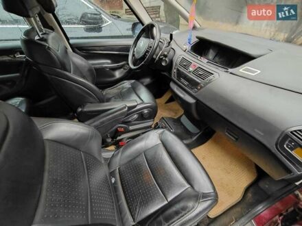 Червоний Сітроен С4 Пікассо, об'ємом двигуна 2 л та пробігом 300 тис. км за 4500 $, фото 1 на Automoto.ua