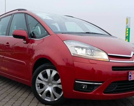 Красный Ситроен С4 Пикассо, объемом двигателя 2 л и пробегом 222 тыс. км за 6400 $, фото 1 на Automoto.ua