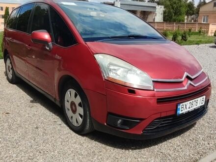 Сітроен С4 Пікассо 2008 у Каменце-Подольском на Automoto.ua Червоний Сітроен С4 Пікассо, об'ємом двигуна 1.7 л та пробігом 281 тис. км за 4000 $, фото 1 на Automoto.ua