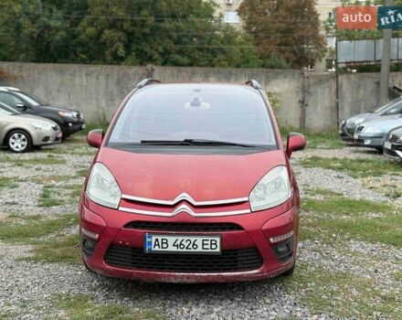Красный Ситроен С4 Пикассо, объемом двигателя 2 л и пробегом 285 тыс. км за 4500 $, фото 1 на Automoto.ua