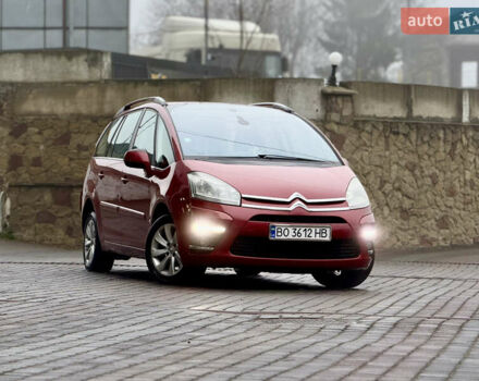 Красный Ситроен С4 Пикассо, объемом двигателя 1.6 л и пробегом 241 тыс. км за 5999 $, фото 1 на Automoto.ua