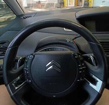 Ситроен С4 Пикассо 2010 в Одессе на Automoto.ua Ситроен С4 Пикассо, объемом двигателя 0 л и пробегом 160 тыс. км за 5000 $, фото 14 на Automoto.ua