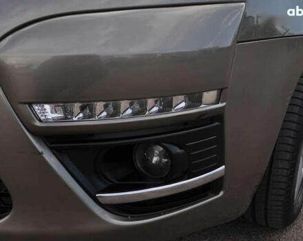 Сітроен С4 Пікассо, об'ємом двигуна 1.6 л та пробігом 184 тис. км за 7200 $, фото 12 на Automoto.ua