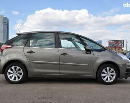 Сітроен С4 Пікассо, об'ємом двигуна 1.6 л та пробігом 184 тис. км за 7200 $, фото 3 на Automoto.ua