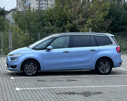 Сітроен С4 Пікассо, об'ємом двигуна 2 л та пробігом 180 тис. км за 11900 $, фото 2 на Automoto.ua