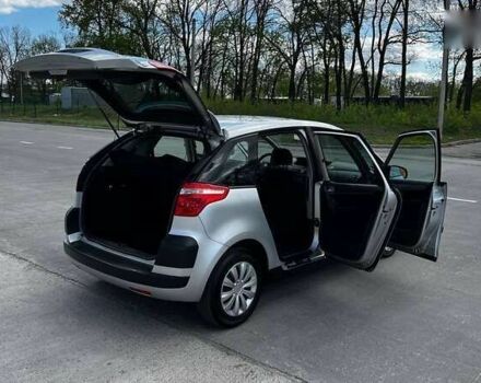 Ситроен С4 Пикассо, объемом двигателя 1.6 л и пробегом 227 тыс. км за 5100 $, фото 12 на Automoto.ua