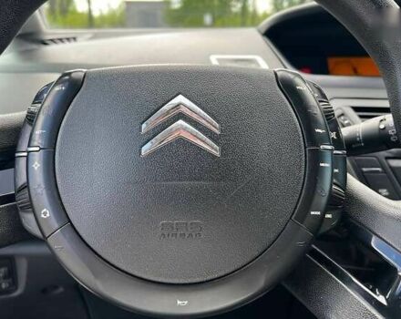 Ситроен С4 Пикассо, объемом двигателя 1.6 л и пробегом 227 тыс. км за 5100 $, фото 24 на Automoto.ua