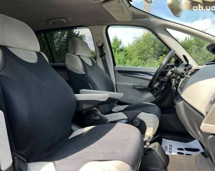 Сітроен С4 Пікассо, об'ємом двигуна 1.6 л та пробігом 290 тис. км за 6850 $, фото 8 на Automoto.ua