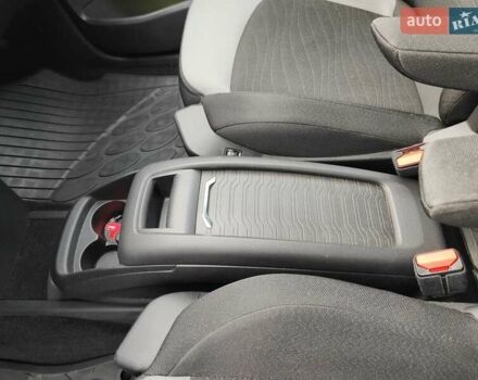 Сітроен С4 Пікассо 2014 у Києві на Automoto.ua Сітроен С4 Пікассо, об'ємом двигуна 1.56 л та пробігом 172 тис. км за 11000 $, фото 22 на Automoto.ua