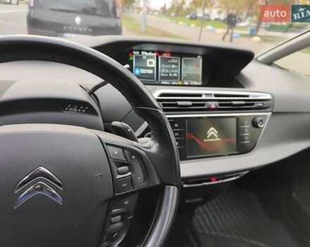 Сітроен С4 Пікассо 2014 у Києві на Automoto.ua Сітроен С4 Пікассо, об'ємом двигуна 1.56 л та пробігом 172 тис. км за 11000 $, фото 19 на Automoto.ua
