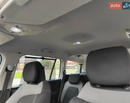 Сітроен С4 Пікассо 2014 у Києві на Automoto.ua Сітроен С4 Пікассо, об'ємом двигуна 1.56 л та пробігом 172 тис. км за 11000 $, фото 23 на Automoto.ua