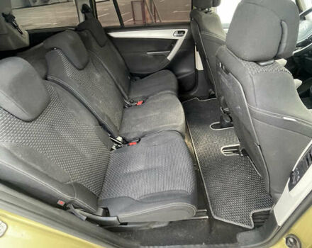 Жовтий Сітроен С4 Пікассо, об'ємом двигуна 1.56 л та пробігом 300 тис. км за 4150 $, фото 6 на Automoto.ua