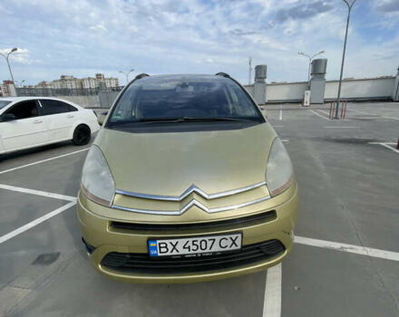 Жовтий Сітроен С4 Пікассо, об'ємом двигуна 1.56 л та пробігом 300 тис. км за 4150 $, фото 1 на Automoto.ua