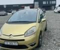Желтый Ситроен С4 Пикассо, объемом двигателя 2 л и пробегом 162 тыс. км за 5500 $, фото 1 на Automoto.ua