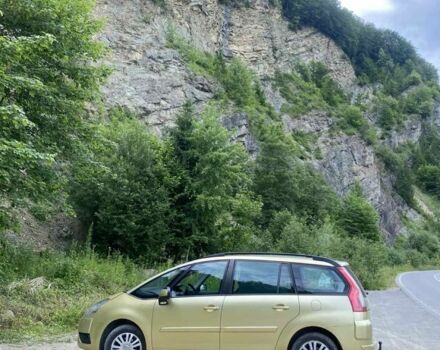 Желтый Ситроен С4 Пикассо, объемом двигателя 1.6 л и пробегом 333 тыс. км за 4600 $, фото 9 на Automoto.ua