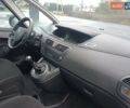 Жовтий Сітроен С4 Пікассо, об'ємом двигуна 1.56 л та пробігом 242 тис. км за 4400 $, фото 11 на Automoto.ua