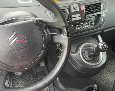 Желтый Ситроен С4 Пикассо, объемом двигателя 1.6 л и пробегом 333 тыс. км за 4600 $, фото 5 на Automoto.ua