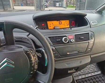 Желтый Ситроен С4 Пикассо, объемом двигателя 1.56 л и пробегом 230 тыс. км за 5750 $, фото 1 на Automoto.ua