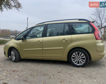 Желтый Ситроен С4 Пикассо, объемом двигателя 1.56 л и пробегом 260 тыс. км за 4000 $, фото 1 на Automoto.ua