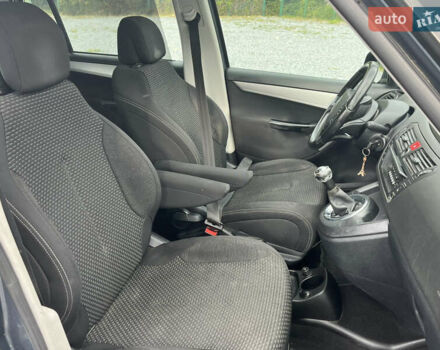 Сірий Сітроен С4 Пікассо, об'ємом двигуна 1.75 л та пробігом 197 тис. км за 4600 $, фото 17 на Automoto.ua