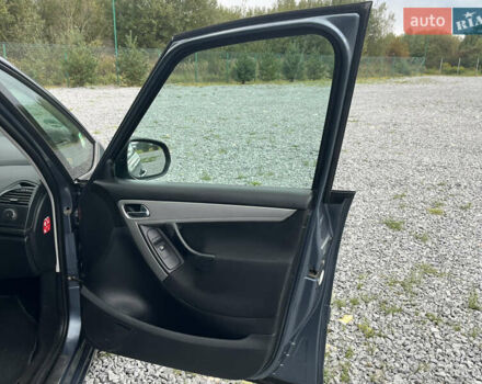 Сірий Сітроен С4 Пікассо, об'ємом двигуна 1.75 л та пробігом 197 тис. км за 4600 $, фото 20 на Automoto.ua