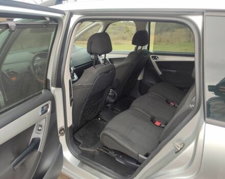 Серый Ситроен С4 Пикассо, объемом двигателя 1.7 л и пробегом 328 тыс. км за 5200 $, фото 5 на Automoto.ua