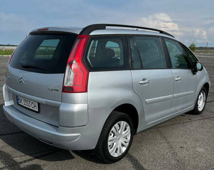 Серый Ситроен С4 Пикассо, объемом двигателя 2 л и пробегом 370 тыс. км за 5399 $, фото 6 на Automoto.ua