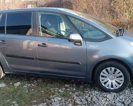 Серый Ситроен С4 Пикассо, объемом двигателя 1.75 л и пробегом 262 тыс. км за 3950 $, фото 4 на Automoto.ua