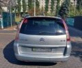 Серый Ситроен С4 Пикассо, объемом двигателя 2 л и пробегом 250 тыс. км за 4600 $, фото 1 на Automoto.ua