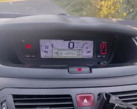 Серый Ситроен С4 Пикассо, объемом двигателя 1.56 л и пробегом 272 тыс. км за 5400 $, фото 4 на Automoto.ua