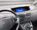 Серый Ситроен С4 Пикассо, объемом двигателя 1.56 л и пробегом 235 тыс. км за 5100 $, фото 6 на Automoto.ua