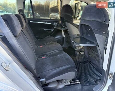 Сірий Сітроен С4 Пікассо, об'ємом двигуна 2 л та пробігом 220 тис. км за 4900 $, фото 18 на Automoto.ua