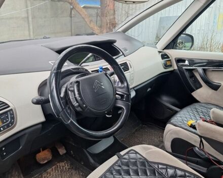 Серый Ситроен С4 Пикассо, объемом двигателя 2 л и пробегом 285 тыс. км за 5900 $, фото 6 на Automoto.ua