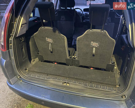 Серый Ситроен С4 Пикассо, объемом двигателя 1.56 л и пробегом 285 тыс. км за 5700 $, фото 31 на Automoto.ua