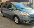 Серый Ситроен С4 Пикассо, объемом двигателя 2 л и пробегом 300 тыс. км за 5400 $, фото 1 на Automoto.ua
