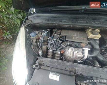 Ситроен С4 Пикассо 2007 в Львове на Automoto.ua Серый Ситроен С4 Пикассо, объемом двигателя 1.56 л и пробегом 270 тыс. км за 5800 $, фото 12 на Automoto.ua