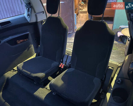 Серый Ситроен С4 Пикассо, объемом двигателя 1.56 л и пробегом 285 тыс. км за 5700 $, фото 30 на Automoto.ua