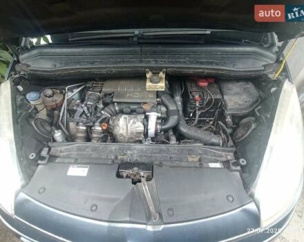 Ситроен С4 Пикассо 2007 в Львове на Automoto.ua Серый Ситроен С4 Пикассо, объемом двигателя 1.56 л и пробегом 270 тыс. км за 5800 $, фото 14 на Automoto.ua