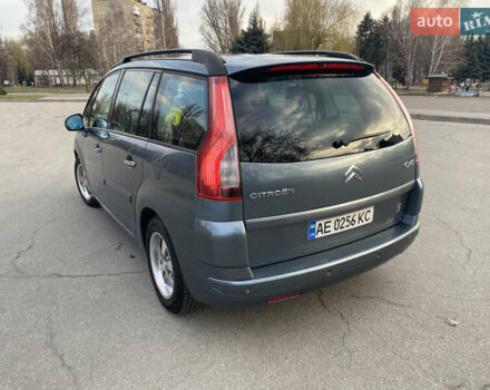 Серый Ситроен С4 Пикассо, объемом двигателя 1.56 л и пробегом 285 тыс. км за 5700 $, фото 17 на Automoto.ua
