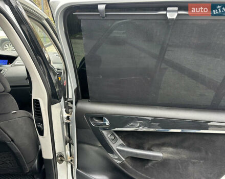 Сірий Сітроен С4 Пікассо, об'ємом двигуна 2 л та пробігом 220 тис. км за 4990 $, фото 36 на Automoto.ua