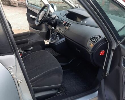 Серый Ситроен С4 Пикассо, объемом двигателя 1.6 л и пробегом 230 тыс. км за 4950 $, фото 4 на Automoto.ua