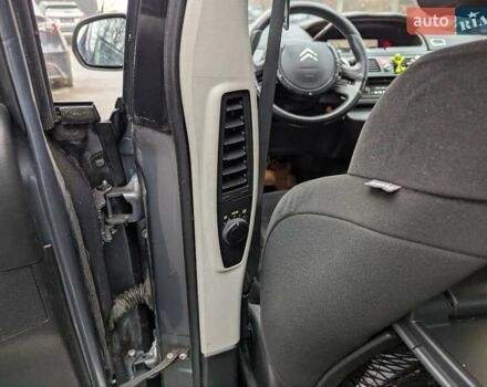 Сірий Сітроен С4 Пікассо, об'ємом двигуна 1.6 л та пробігом 123 тис. км за 5200 $, фото 14 на Automoto.ua