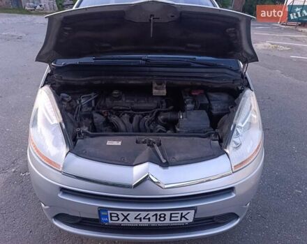 Серый Ситроен С4 Пикассо, объемом двигателя 1.75 л и пробегом 260 тыс. км за 5700 $, фото 14 на Automoto.ua