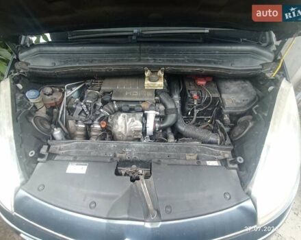 Ситроен С4 Пикассо 2007 в Львове на Automoto.ua Серый Ситроен С4 Пикассо, объемом двигателя 1.56 л и пробегом 270 тыс. км за 5800 $, фото 15 на Automoto.ua