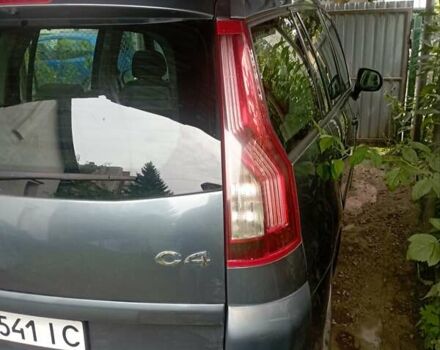 Ситроен С4 Пикассо 2007 в Львове на Automoto.ua Серый Ситроен С4 Пикассо, объемом двигателя 1.56 л и пробегом 270 тыс. км за 5800 $, фото 7 на Automoto.ua