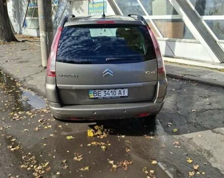 Серый Ситроен С4 Пикассо, объемом двигателя 2 л и пробегом 210 тыс. км за 5700 $, фото 8 на Automoto.ua