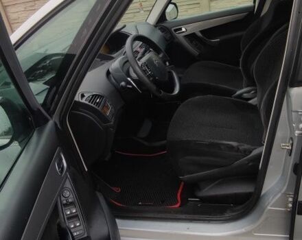 Серый Ситроен С4 Пикассо, объемом двигателя 1.6 л и пробегом 302 тыс. км за 4800 $, фото 3 на Automoto.ua