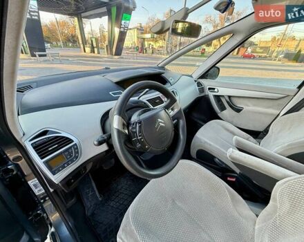 Сірий Сітроен С4 Пікассо, об'ємом двигуна 1.56 л та пробігом 276 тис. км за 5400 $, фото 26 на Automoto.ua