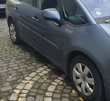 Ситроен С4 Пикассо 2007 в Владимир-Волынский на Automoto.ua Серый Ситроен С4 Пикассо, объемом двигателя 1.56 л и пробегом 324 тыс. км за 4600 $, фото 4 на Automoto.ua